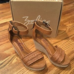 Gently worn Tan wedges